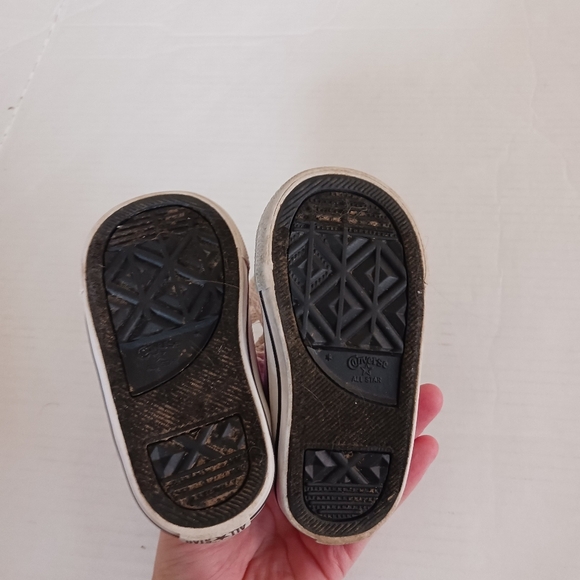 Converse 756086F Girls Baby Chuck Taylor Toddler Shoes Sneakers Size 5 Infant - Picture 7 of 8